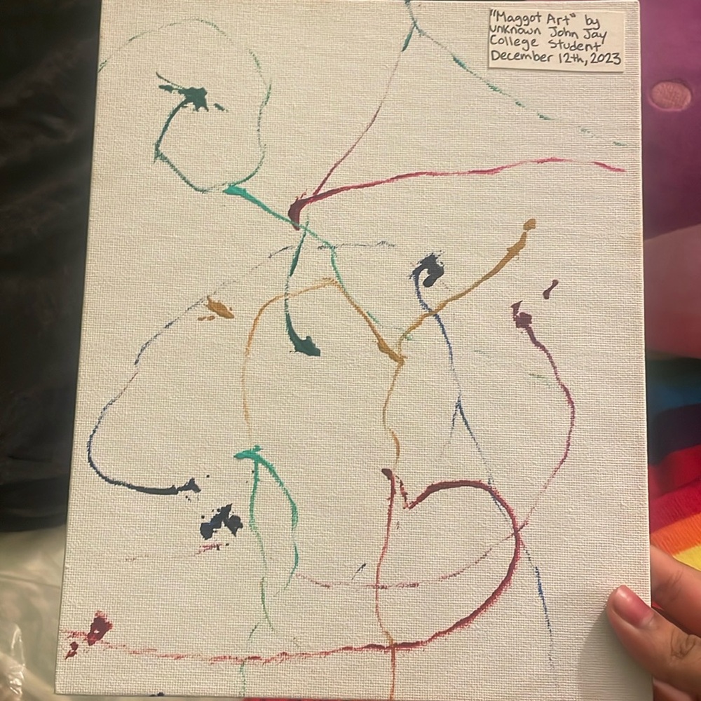 Maggot art diy